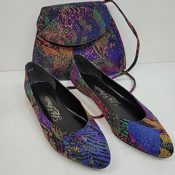 Life Stride Handbags - Life Stride Multicolor Printed Pointed Toe Flats with Matching Crossbody Bag